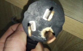 电插头烧坏了修多少钱,电插头烧了怎么回事 