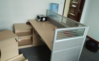 办公桌拆除组装