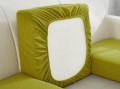 翠绿黄沙发配什么色靠垫,沙发黄配绿好看吗 
