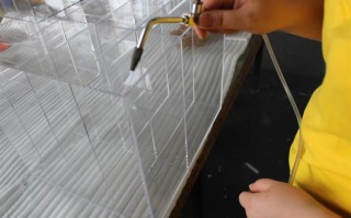 切割有机玻璃主要用 切割有机玻璃需要多少度
