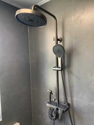 安装淋浴器要多少时间_安装淋浴需要哪些东西-第1张图片-DAWOOD LED频闪灯