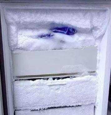  冰箱结霜多少毫米需要除霜「冰箱结霜厚度超过几毫米时要及时除霜」-第3张图片-DAWOOD LED频闪灯