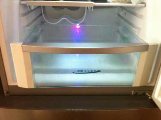 冰箱为什么打开会亮灯-第1张图片-DAWOOD LED频闪灯